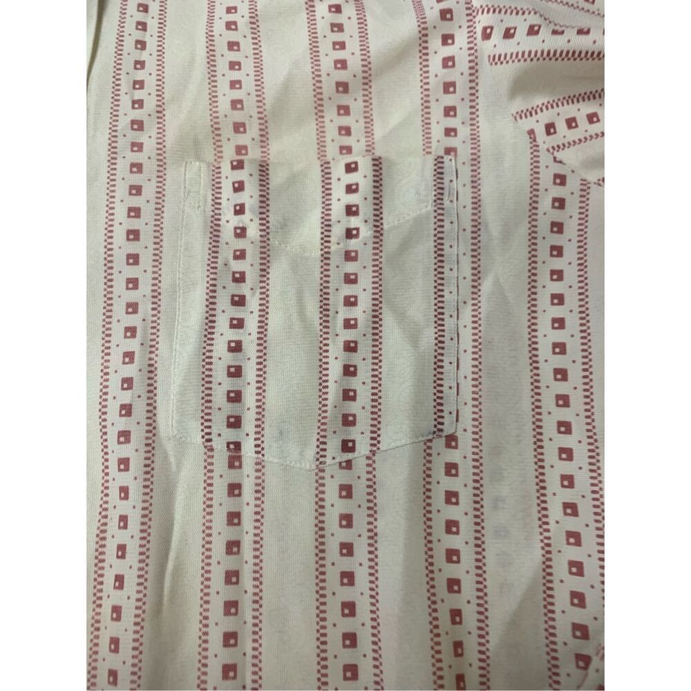 Vintage Patterned Button Down Top - Picture 4 of 9